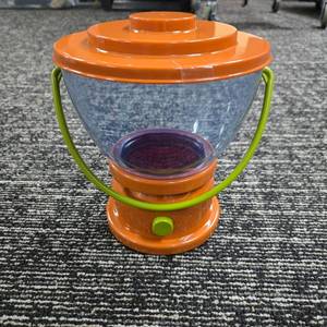 lot 116 image: Collapsible Popcorn Container with Orange Lid