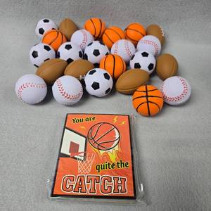 lot 172 image: Sports Party Favor Gift Set