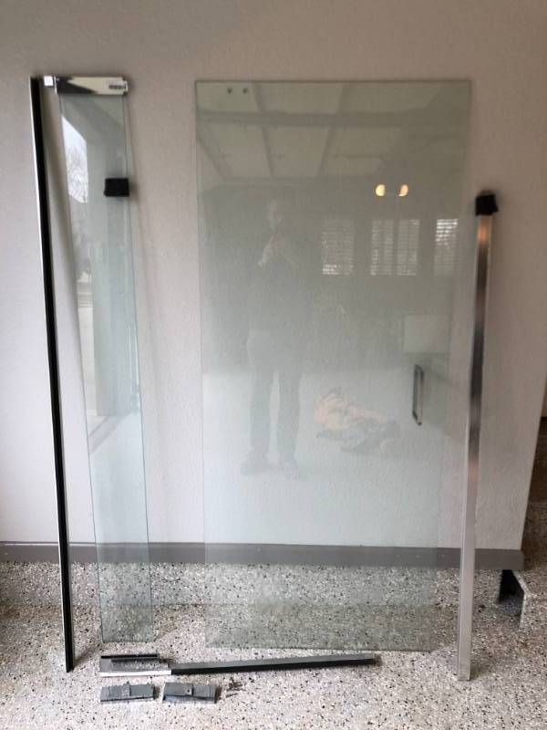 Kohler Glass Shower Door System With All Parts Bar Event Space