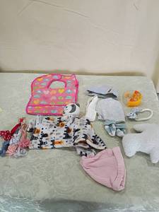 lot 10 image: Baby Girl Accessories Bundle items in pictures
