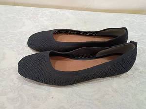 lot 47 image: Lucky Brand Black Knit Ballet Flats size 10M