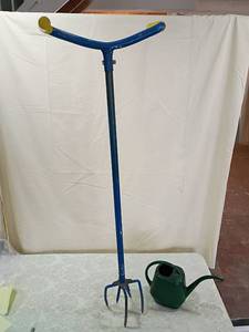 lot 78 image: Garden Tool Set - Blue Cultivator 40 inches tall and Green Watering Can