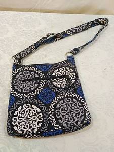 lot 137 image: Vera Bradley Crossbody Bag in Canterberry Cobalt Pattern