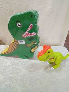 lot 141 image: T-Rex Dinosaur Toy with pinata