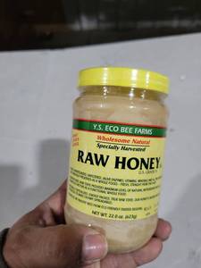 lot 2632 image: Y.S. Eco Bee Farms Raw Honey 22oz