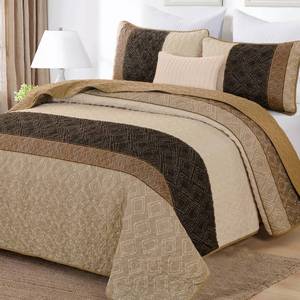 lot 2796 image: Boho King Size Quilt Set,Striped Plaid Bedspread Coverlet Set,Light Brown Bedding Set Soft Microfiber Bedding Set with 2 Pillow Shams 110x90