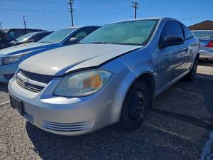 lot 14 image: 2006 Chevrolet Cobalt LS - SILVER