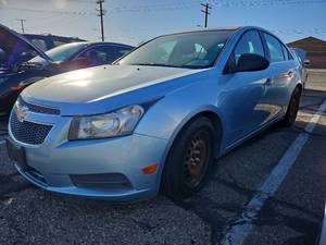 lot 15 image: 2012 Chevrolet Cruze - SILVER