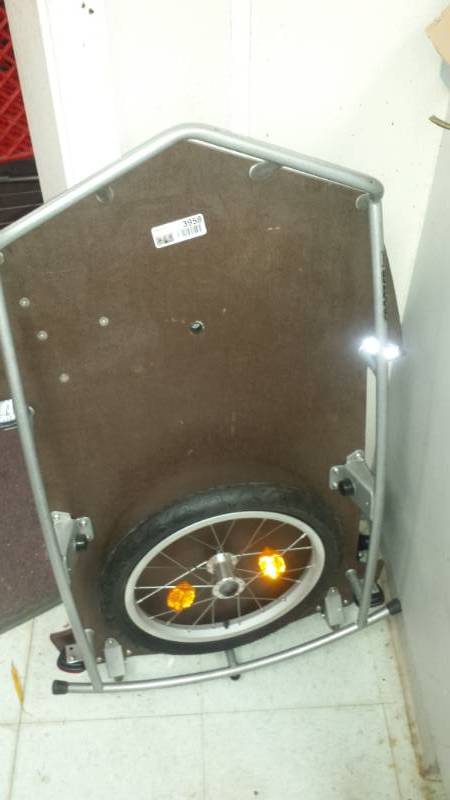 lot 3958 image: Bicycle Trailer