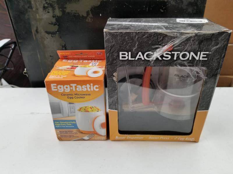 lot 10026 image: Batter Dispenser and Egg-Tastic