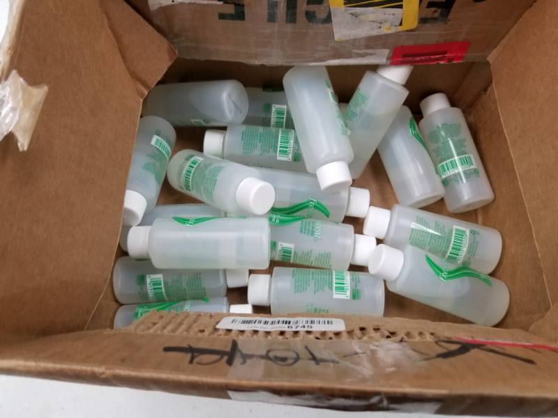 lot 10280 image: Personal Shampoo Bottles