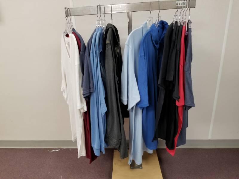 lot 10293 image: Mens 2X Clothing Lot