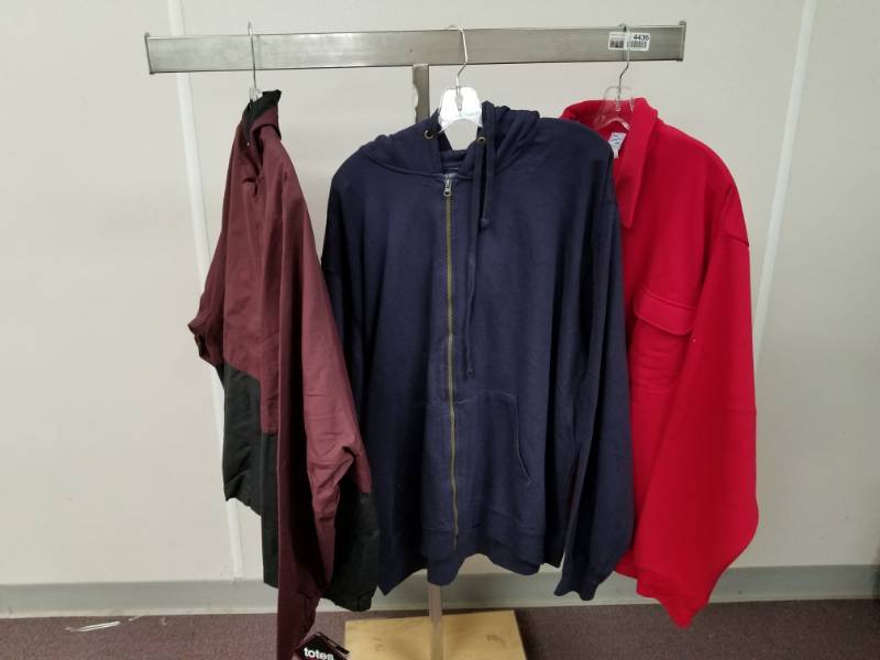 lot 10322 image: Mens 3X Clothing Lot