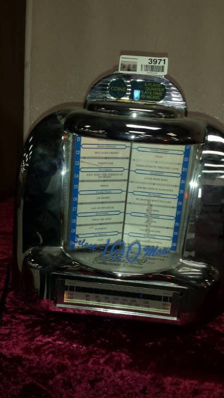 lot 3971 image: Retro Diner Radio