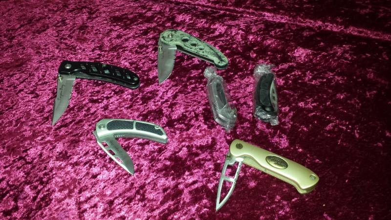 lot 10234 image: Pocket Knife Lot