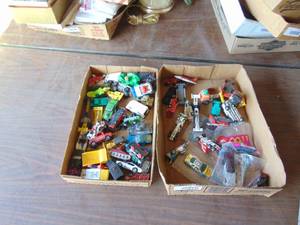 lot 3283 image: Large Selection of Die Cast Vehicles