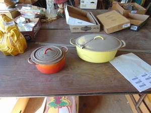 lot 3291 image: Enamel Coated Cast Iron - - - Needs Cleaned