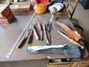 lot 3295 image: Garden Tools - Tire Tools and More