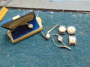 lot 3326 image: Assorted MensLadies Watches