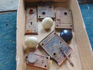 lot 3346 image: Vintage Door hardware