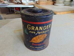 lot 3359 image: Tobacco tin