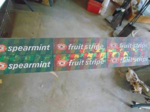 lot 3417 image: Gum Advertisment Stick