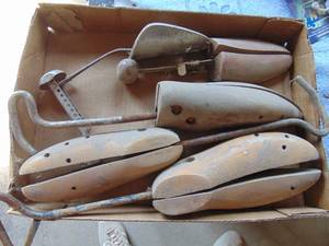 lot 3429 image: Wooden Shoe Forms