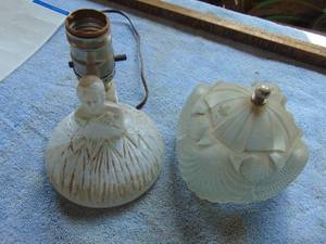 lot 3437 image: Small glass figure lamp with glass shade