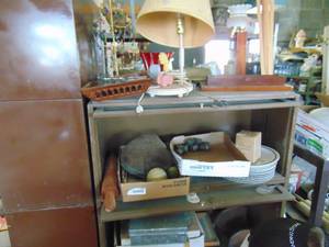 lot 3472 image: Contents of Standing Shelves - contents only