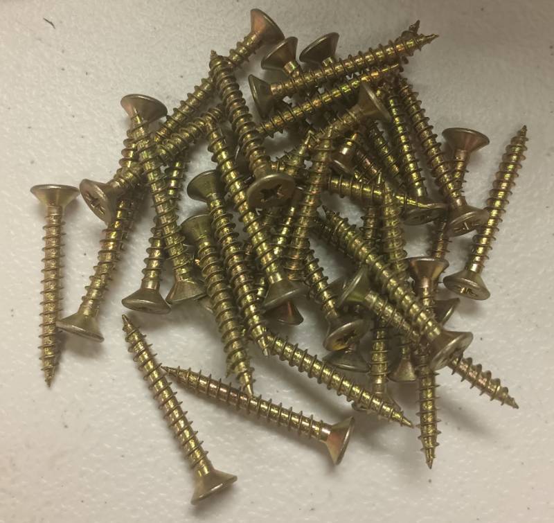 lot 262 image: Wood Screws 1.5 Inch - Philips (Lot of 38)
