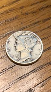 lot 18 image: 1944 Mercury Dime US Silver Coin 90% Silver