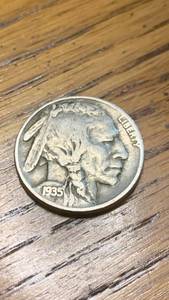 lot 19 image: 1935 Buffalo Indian Head Nickel US Coin Full Date