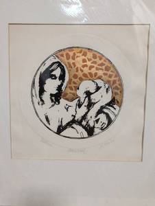 Madonna and Child Religious Art Print – Circular Design with Gold Background – Matted