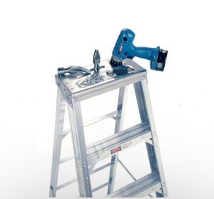 Werner 400 16-ft ( 20-ft Reach Height ) Aluminum Type 1A - 300 lbs. Load Capacity Step ladder - Contains a shipping Blemish see images *Retails $1,081*