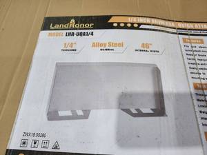 lot 2693 image: Landhonor 14In Universal Quick Attach Mount Plate  LHR-UQA14