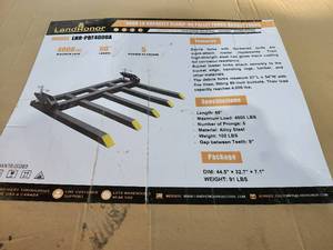 lot 2707 image: Landhonor 4000Lbs Capacity Clamp-On Pallet Forks Bucket Forks  LHR-PBF4000A