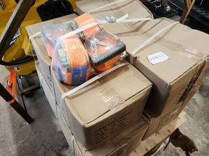 lot 10700 image: Unused Ratchet Straps Lot  CK003  42 Total Straps (Mixed Sizes)