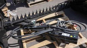lot 106720 image: Mini Skid Steer Hedge Trimmer Attachment  Model GY-LLJ