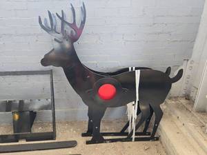 lot 106861 image: Steel Deer Target with Red Bullseye