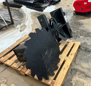 lot 106895 image: Mini Skid Steer Tree Saw  Model CK-MTS51  28 Blade