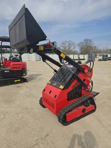 lot 106965 image: Mini Skid Steer Loader  Model CK360T  420cc  Tracked
