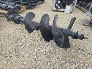lot 106969 image: Mini Excavator Auger Bit  Fits 12 Ton  1 Pins