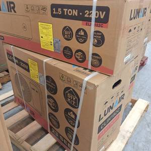 lot 40031 image: Lunair 18,000 Btu 23 seer inverter
