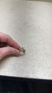 Sterling Silver Peridot Accent Ring(Missing one stone)