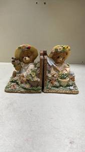 lot 312 image: Garden Bear Bookends