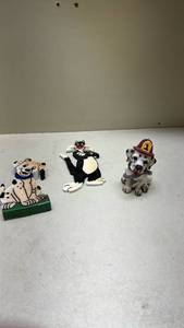 lot 315 image: Cartoon Character Figurine Set - Dalmatian, Cat and Dog