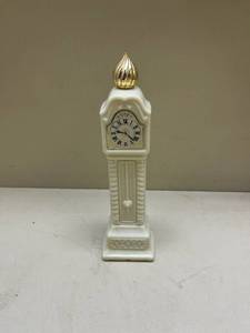 lot 335 image: Avon White Grandfather Clock Perfume Bottle