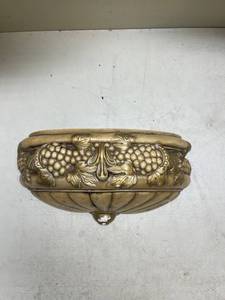 lot 349 image: Grape Design Wall Sconce