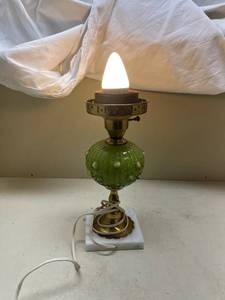 lot 354 image: Green Glass Globe Table Lamp