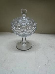 lot 378 image: Crystal Glass Pedestal Candy Dish with LidMagnesium Glow Under UV 365nm